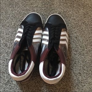 freebird tennis shoes